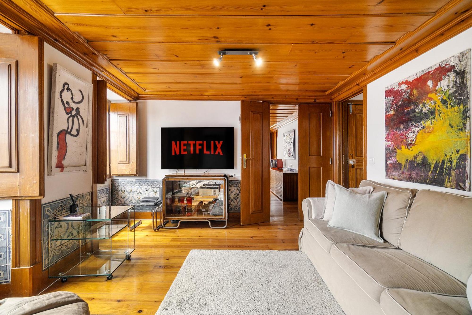 Whome Gem Timeless Elegance And Modern Comfort Apartment